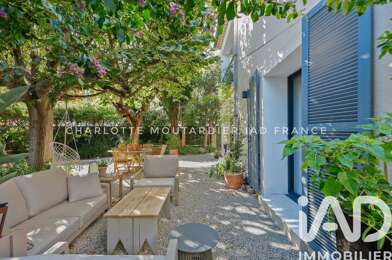 Maison 5 pièces 799760 €
