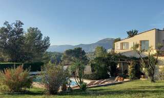 Maison 5 Pièces 215 m² à vendre à Roquefort-les-Pins (06330)