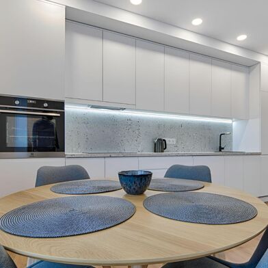 Appartement 3 pièces 272000 €