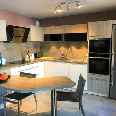 Appartement 4 pièces 1765 €