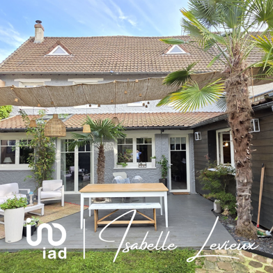 Maison 8 pièces 599000 €