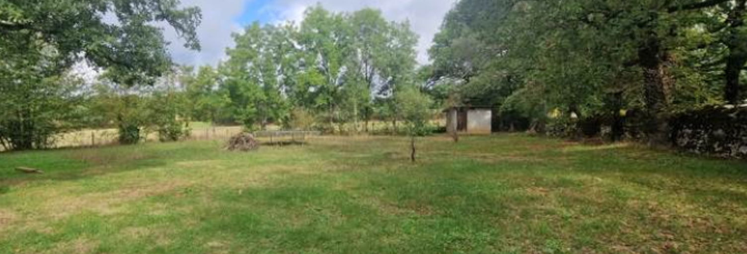 Terrain  1100 m² à vendre à Cambes (46100)