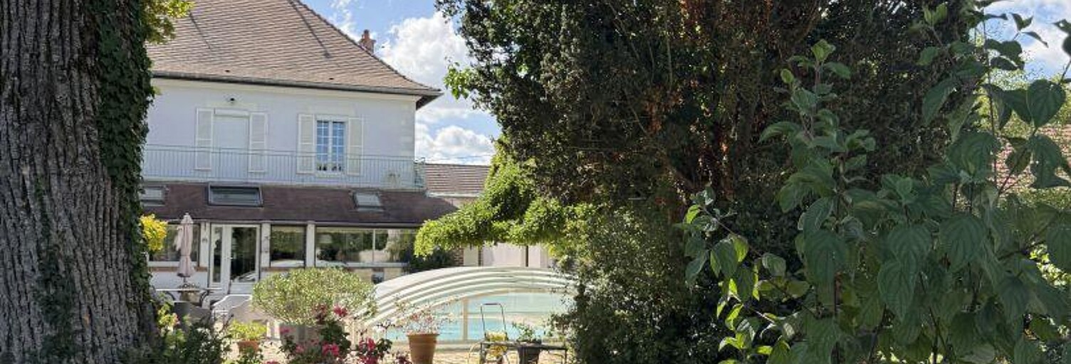 Maison 10 Pièces 263 m² à vendre à Plivot (51150)