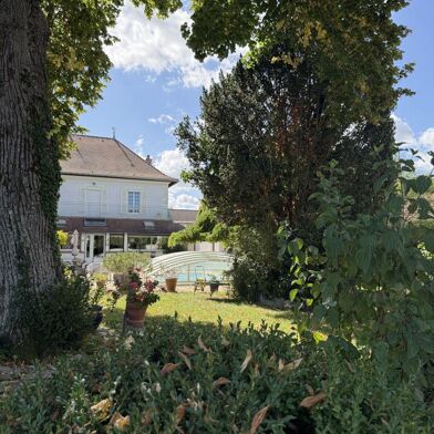 Maison 10 pièces 649000 €