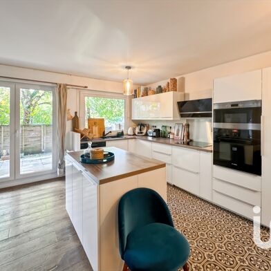 Appartement 4 pièces 640000 €