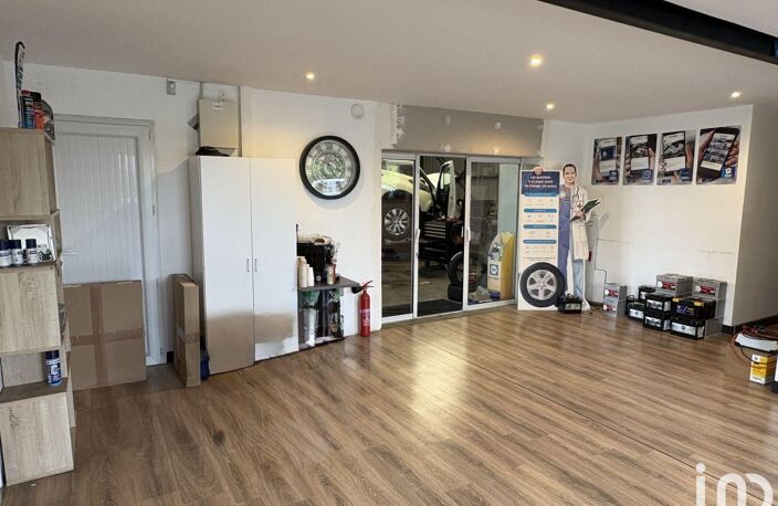 Vente Local d'activités 300 m&sup2; — photo 2
