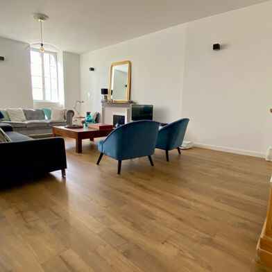 Appartement 4 pièces 215000 €