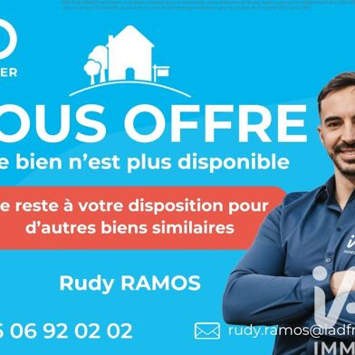 Immeuble  232000 €