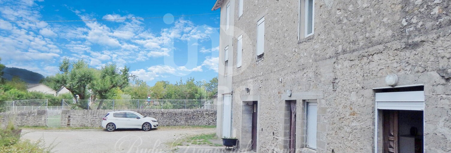 Immeuble  246 m² à vendre à Sévérac d'Aveyron (12150)