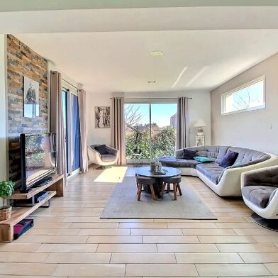 Maison 5 pièces 330000 €