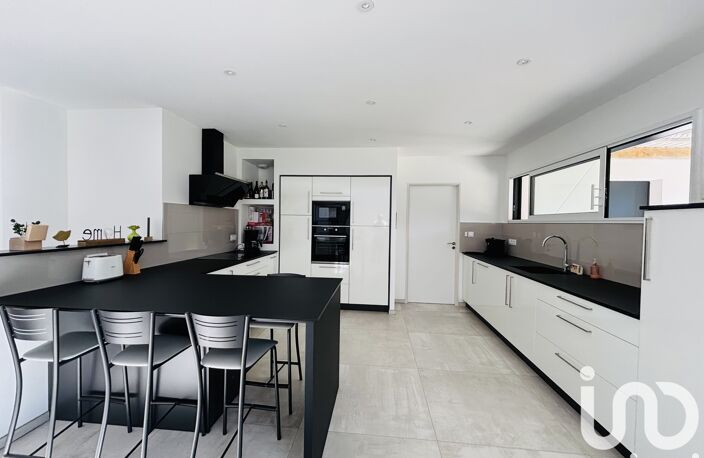 Vente Maison/villa 6 pièces — photo 2