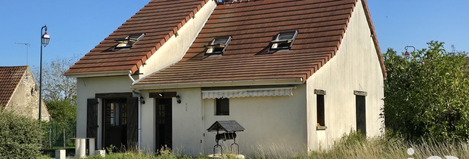 Maison 5 Pièces 100 m² à vendre à Nozières (18200)