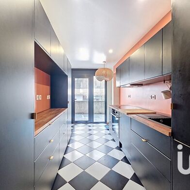 Appartement 4 pièces 315000 €