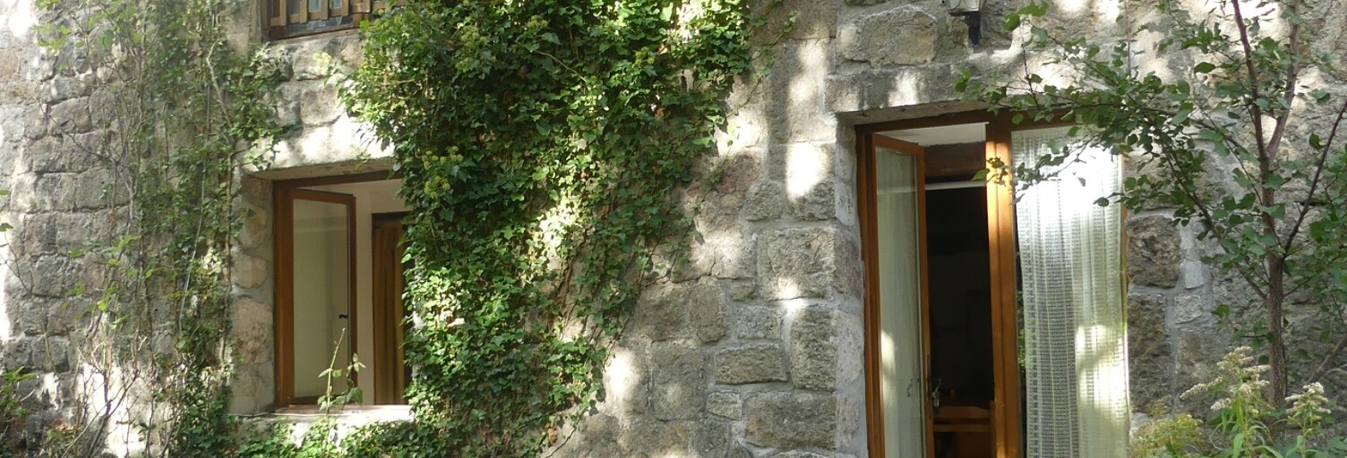 Appartement 4 Pièces 98 m² à vendre à Burzet (07450)