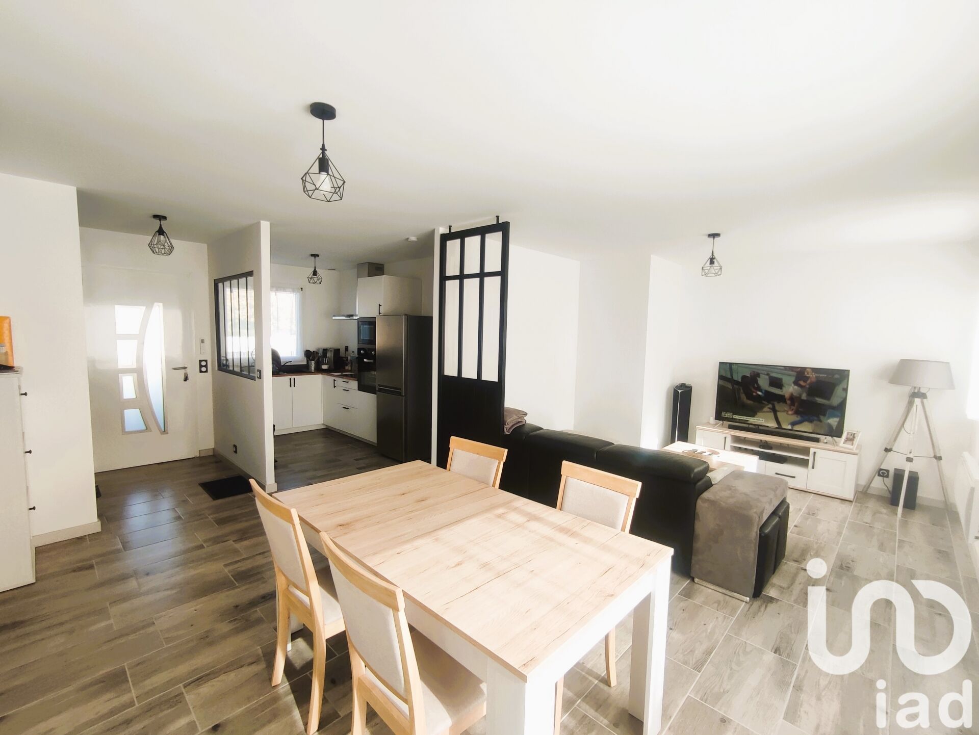 Vente Maison/villa 5 pièces - Photo 2