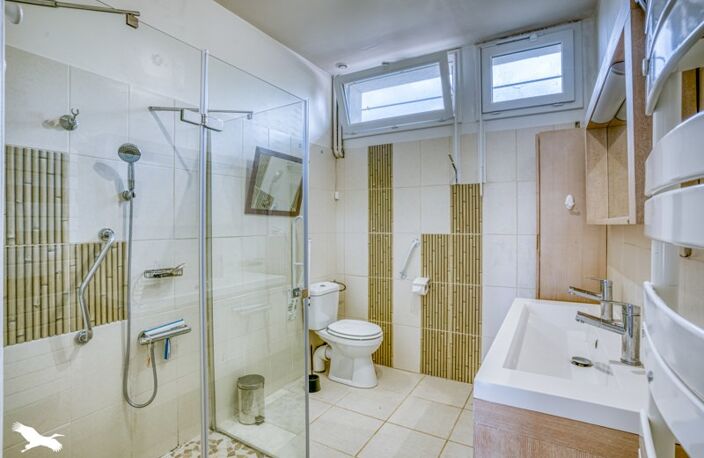 Vente maison 5 pièces 102 m² Pineuilh (33220) — photo 4