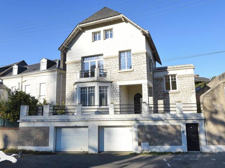 Maison de ville de 8 pièces principales — photo 1