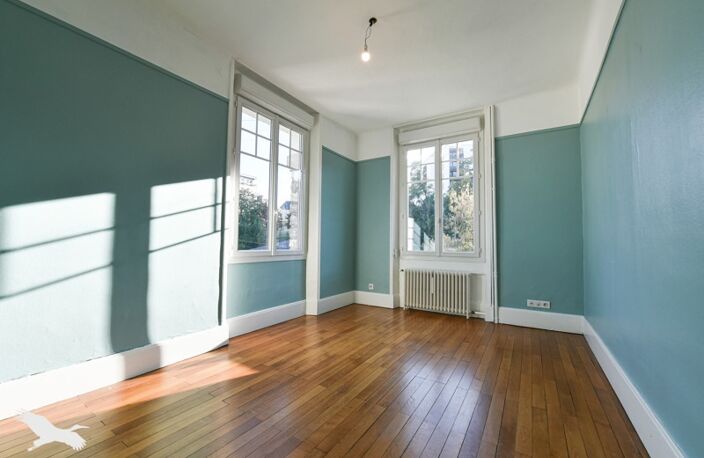 Maison de ville de 8 pièces principales — photo 5