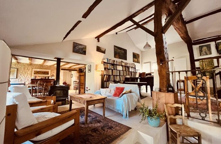 Maison en pierre de 5 pièces principales — photo 2