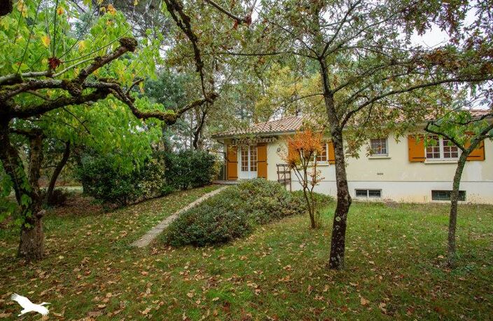Vente maison 4 pièces 84 m² Fargues (33210) — photo 2