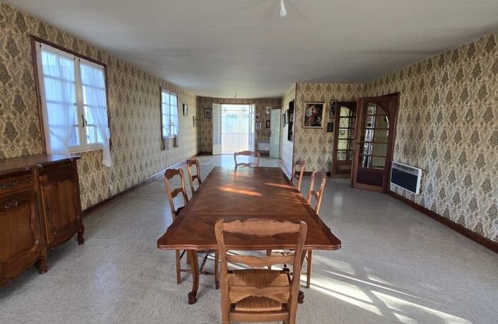 Vente immeuble   Jonzac (17500) — photo 2