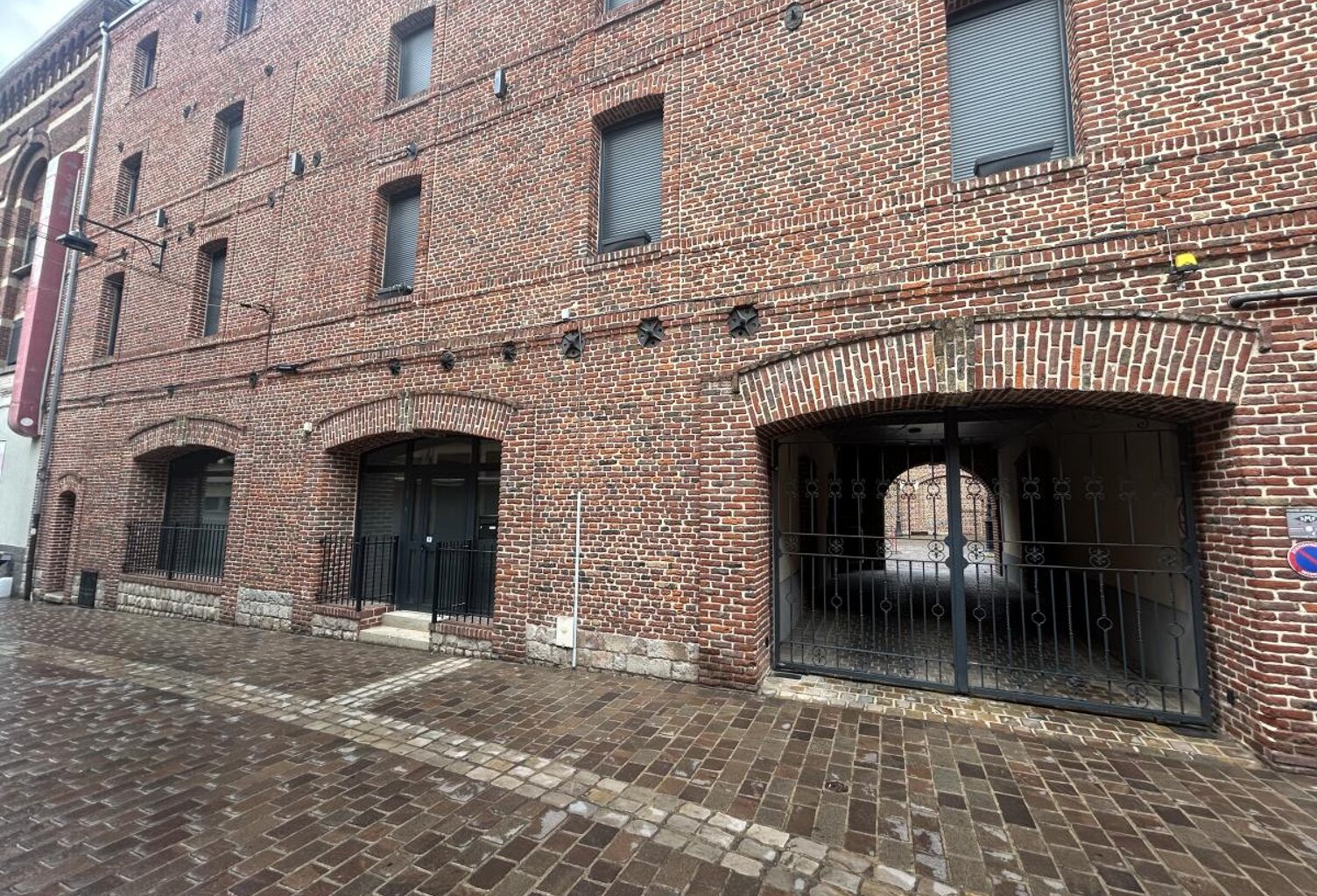 Bureau à louer à CAMBRAI — photo 1