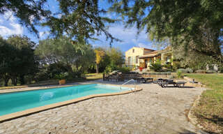 Maison 6 Pièces 147 m² à vendre à Saint-Gilles (30800)