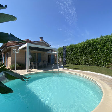 Maison 5 pièces 499000 €