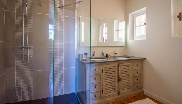 Villa / Maison 8 pièces  à vendre Royan 17200