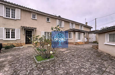 Brignais / Saint-Genis-Laval - Ensemble immobilier sur 2 500 m² de terrain — photo du bien