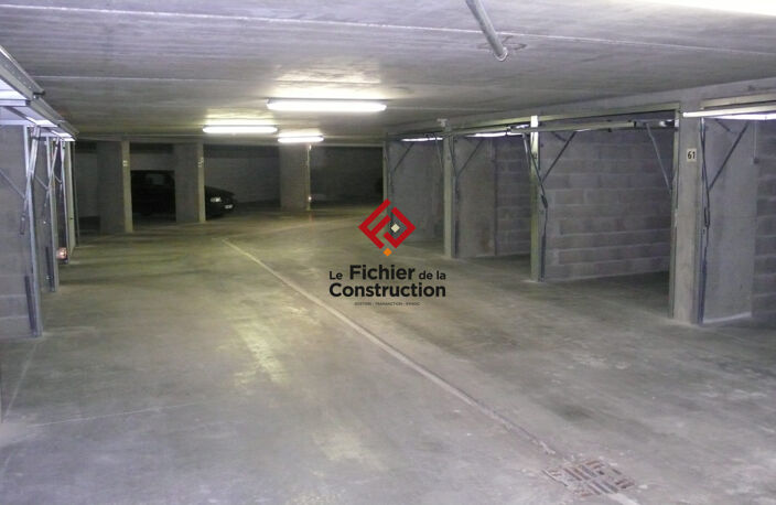 Garage Parking à louer Grenoble — photo 3