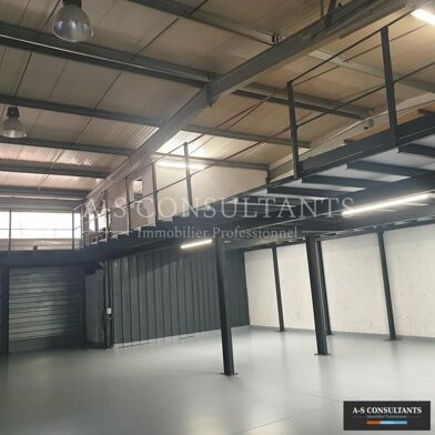 Local industriel  2850 €