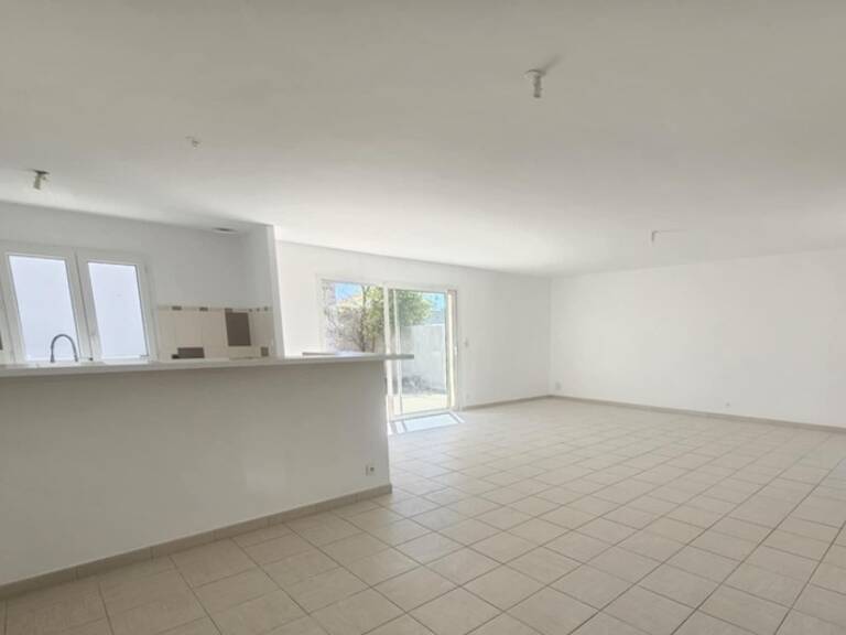 MAISON DE PLEIN PIED 117 M2 - SANS VIS À VIS - GRANDE PIÈCE DE VIE - 3 CHAMBRES - PISCINABLE — photo 1