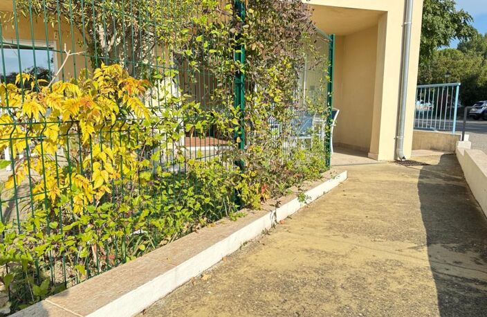 A vendre, Gréoux les Bains, Appartement de rapport sous bail commercial — photo 3