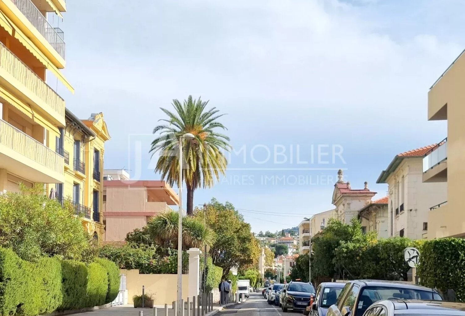 NICE QUARTIER DES POÈTES — photo 1