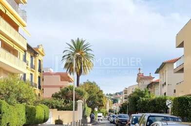 Bureau 3 pièces 273000 €