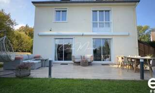 Maison 8 Pièces 212 m² à vendre à Plaisir (78370)