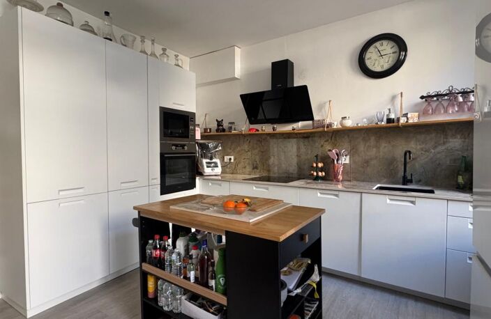 Appartement Hyper centre ville Rochefort, 3 chambres avec extérieur — photo 5