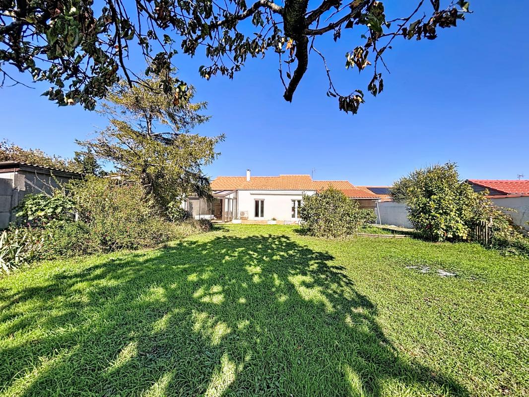 Villa / Maison  T5 à vendre Saint-Xandre 17138