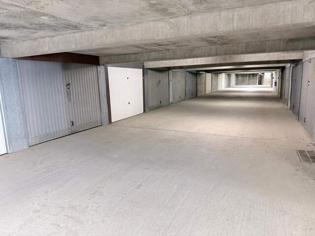 Parking À Vendre — photo du bien