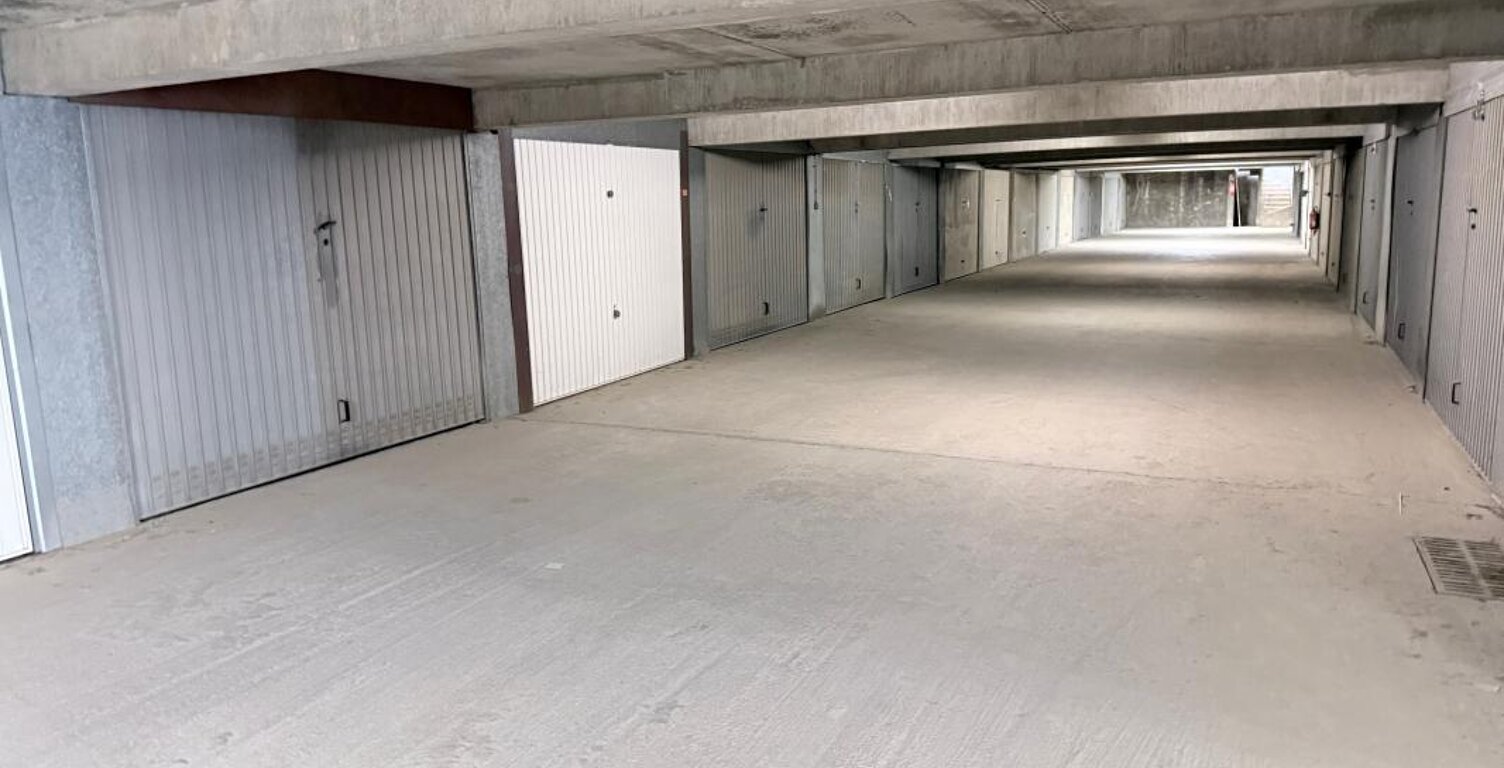 Parking À Vendre — photo 1