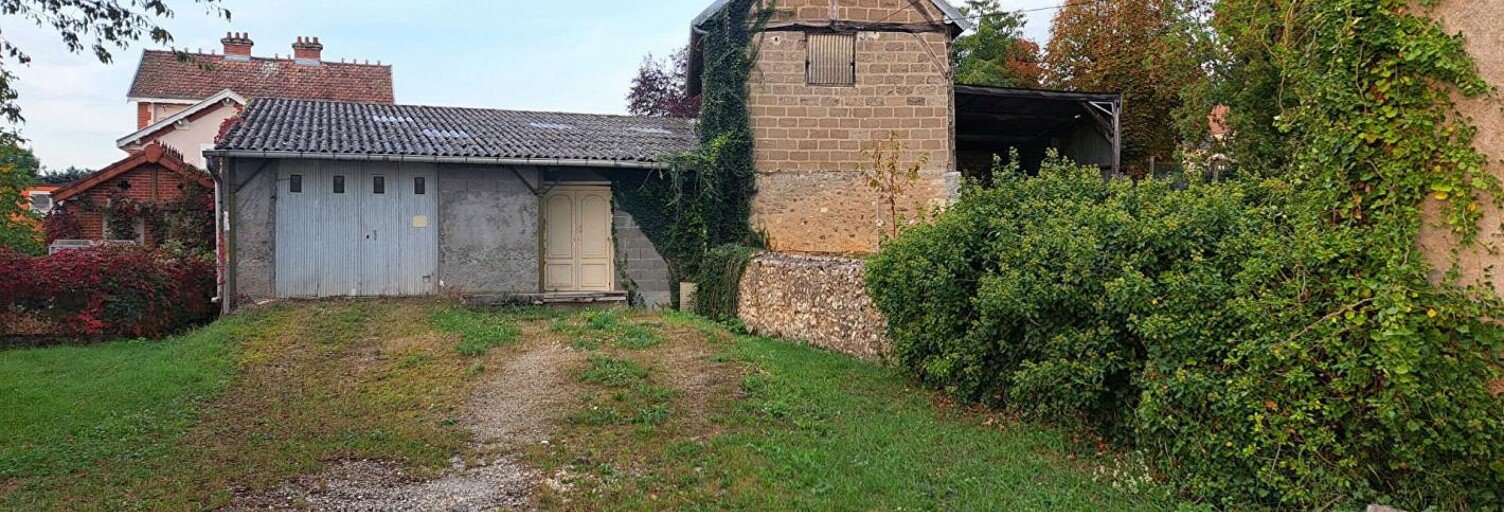 Local industriel   m² à louer à Sancerre (18300)