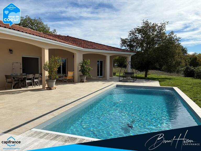 Maison contemporaine T5 avec piscine sur 2966m² de terrain — photo 1