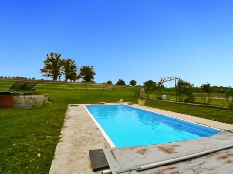 Propriete à vendre 4 pièces VALLON EN SULLY (03) — photo 1