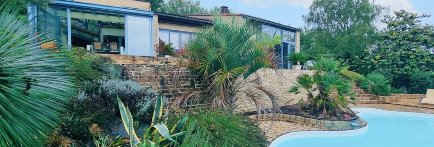 Maison 9 Pièces 307 m² à vendre à Fontenay-le-Comte (85200)