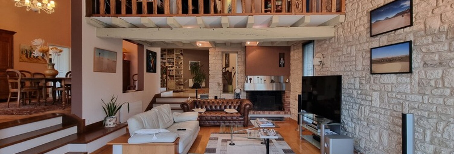 Maison 9 Pièces 307 m² à vendre à Fontenay-le-Comte (85200)