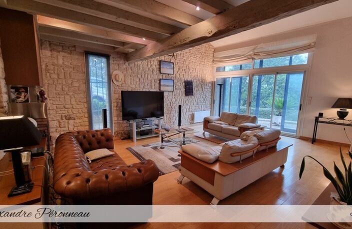 Dpt Vendée (85), à vendre FONTENAY LE COMTE maison d'architecte P9 de 307 m² - Terrain de 4000 m² — photo 5