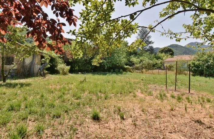 Digne-les-Bains – Quartier des Arches – Terrain plat constructible de 528 m² — photo 2