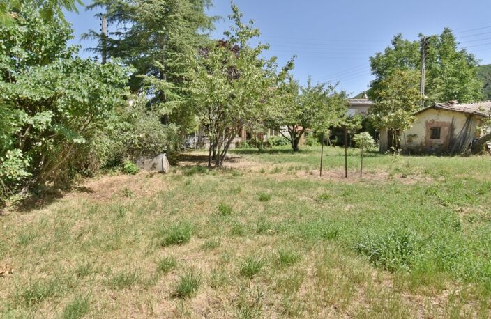 Digne-les-Bains – Quartier des Arches – Terrain plat constructible de 528 m² — photo 4