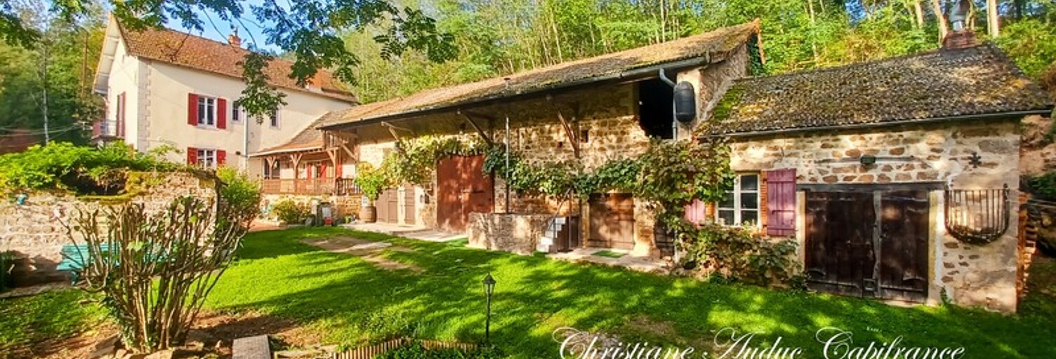 Maison 9 Pièces 160 m² à vendre à Sivignon (71220)